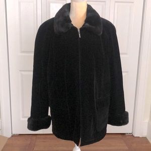 Gallery Women’s Black Dress Coat Faux Fur Collar& Sleeve Cuffs